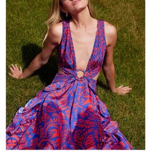 PUA CUT-OUT BEACH DRESS